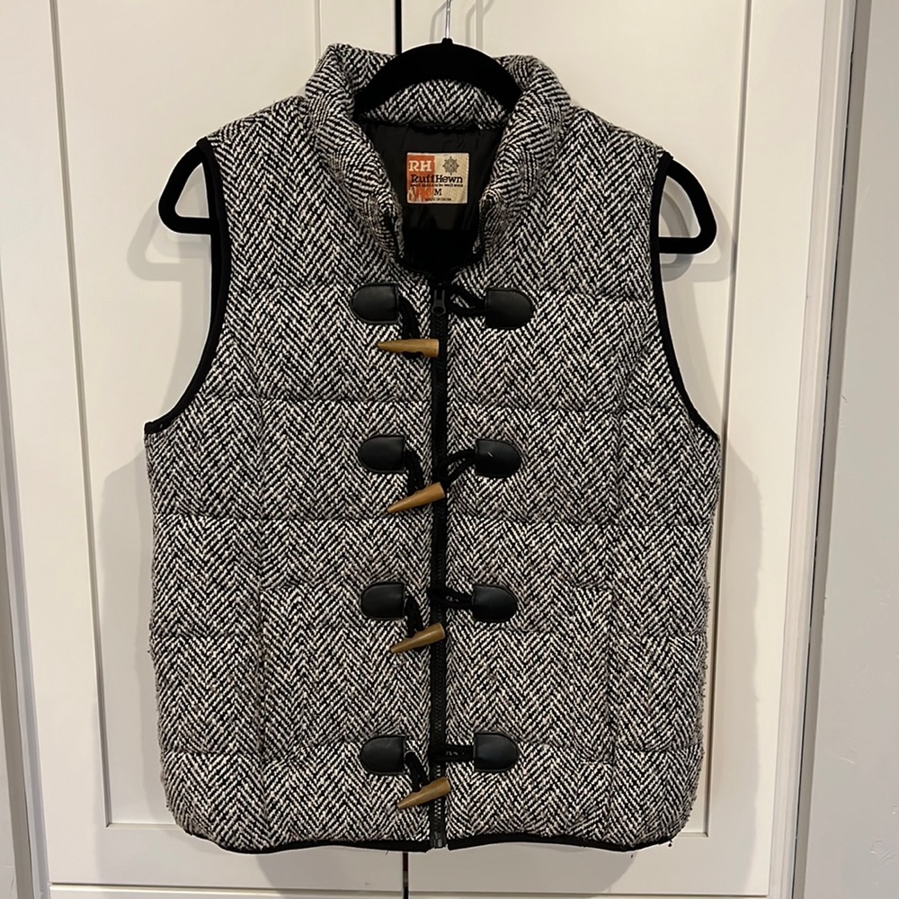 RuffHewn size M puffer vest